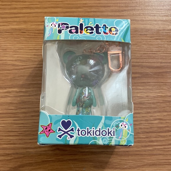 ❤️ Tokidoki "Sea Punk Palette" Keychain New in Box - Picture 4 of 8